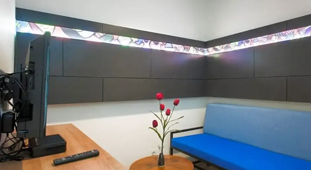 Junior-Suite MaxOneHotels at Dharmahusada Surabaya