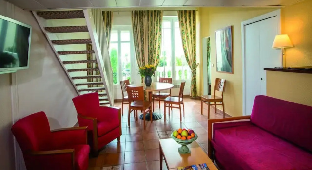 Кровать в общем номере Дуплекс рядом с пляжем Residence Vacances Bleues le Mediterranée