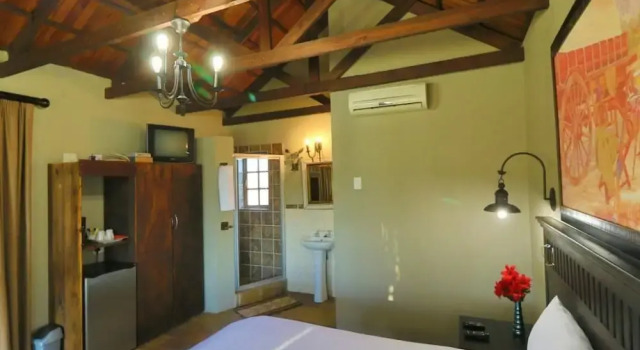 Pioneer lodge, Prenota Hotel Hotel a Waterberg con colazione, Colazione