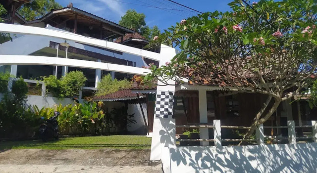 Villa Joglo Paris Yogyakarta, Book Villa Parangtritis Yogyakarta Province