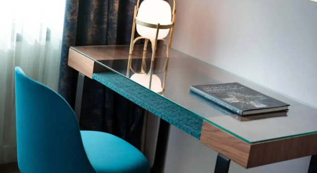 Двухместный номер Standard с балконом Renaissance Barcelona Hotel
