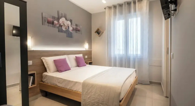 Deluxe Vierer Zimmer Affittacamere Orchidea TouristsHesperia Hospital