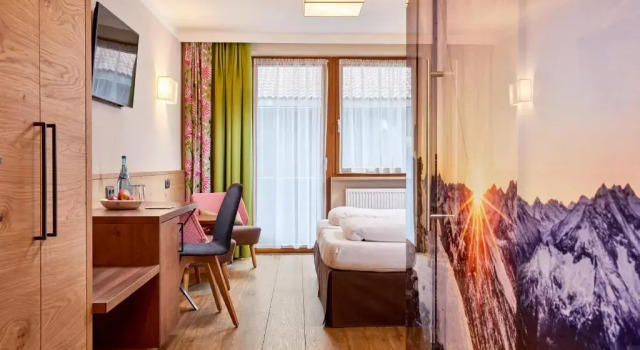 Двухместный номер Standard с балконом Hotel Neue Post - 4 Sterne Superior