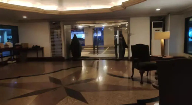 GOTOPHI at Renaissance 3000 BGC, Забронировать Отель Пасиг 