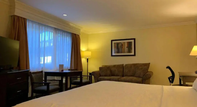 Номер Standard Best Western PLUS Burnaby Hotel