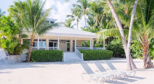 Коттедж Island Palm Estate in Islamorada