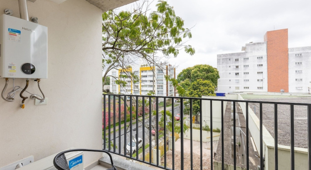 Fully Equipped Apartments Just a few Steps From the Botanical Garden in Curitiba - EBI