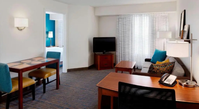 Двухместный люкс c 1 комнатой Residence Inn Saint Louis Airport / Earth City