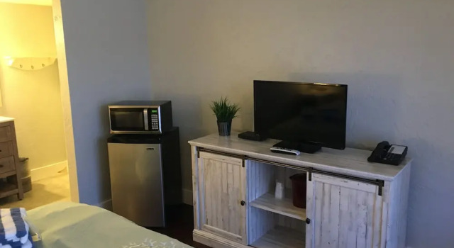 Бунгало Comfort Bonita Beach Inn and Suites