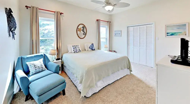 Charming A frame in Port Aransas by RedAwning