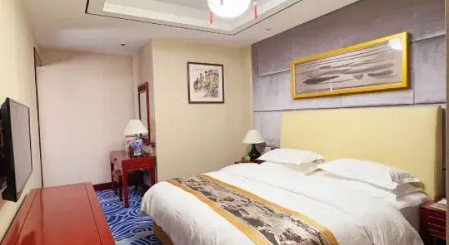 Люкс Deluxe Shuihu Hotel