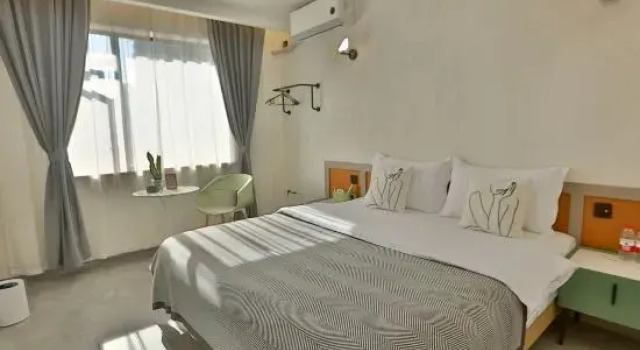 Люкс Leshan Futai Homestay