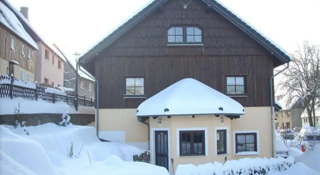Апартаменты Ferienwohnung am Schloss Lauenstein im Erzgebirge