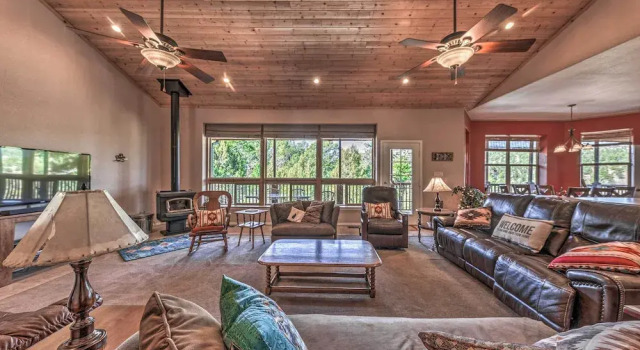 Cozy Ruidoso Digs by Downtown, 19 Mi to Ski Apache, Varaa Lomakoti Ruidoso New Mexico