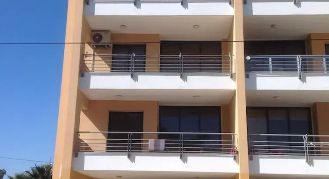 Makenzy 3, Rezerwuj Hotel Hotele 3-gwiazdkowe w Larnaka, w pobliżu District Courthouse, 3*