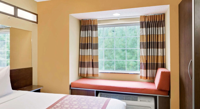 Microtel Inn & Suites by Wyndham Princeton, Book Hotel Princeton West Virginia