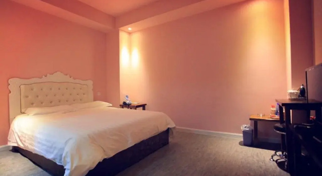 Qingdao Mei'er Xidun Theme Hotel