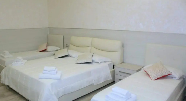 Oscar suite home, Забронировать Отель Вокзал Термини , рядом с Вокзал Термини