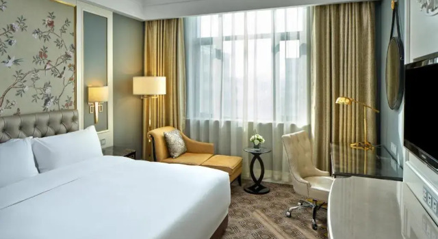 Номер Standard Crowne Plaza Zhengzhou by IHG