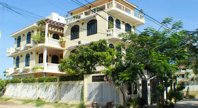 Hamilton Oceanview Villa