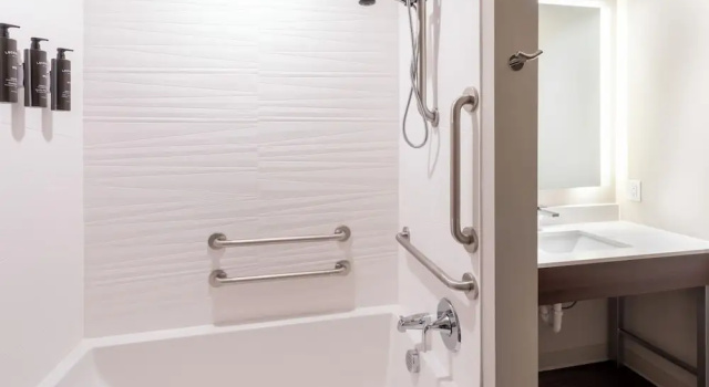 Номер Executive GrandStay Hotel & Suites Kaukauna