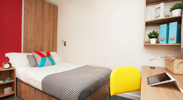 Ensuite rooms in Tottenham, Book Hotel Tottenham Merseyside