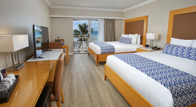 Двухместный номер рядом с пляжем Divi Little Bay Beach Resort