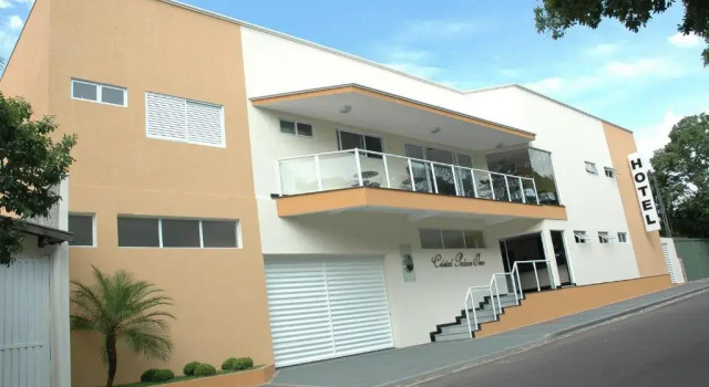 Cristal Palace Inn
