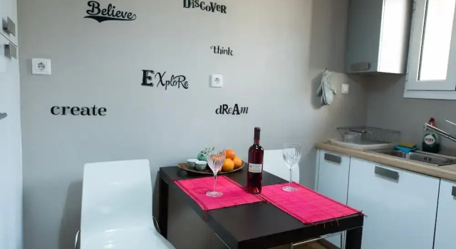 Central 3BD Apt. near Acropolis