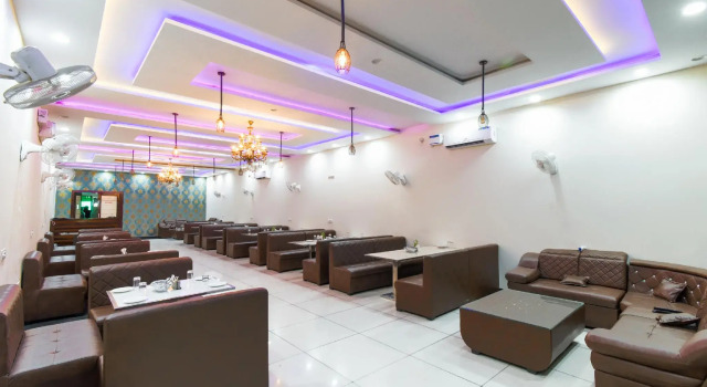 OYO 46921 Hotel Amigo, Varaa Hotelli Thanesar Haryana