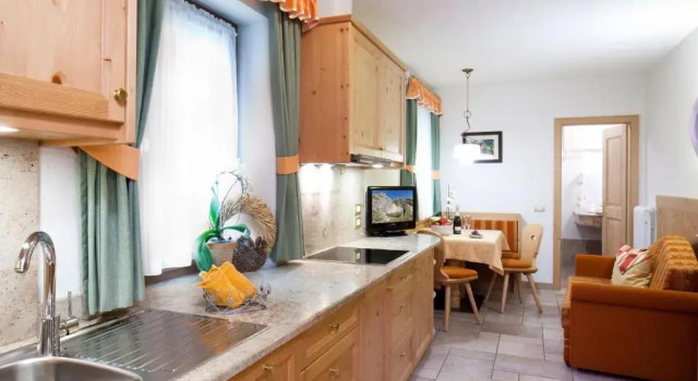 Апартаменты Frara Residence Apartments