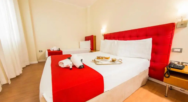 Трёхместный номер Hotel Excelsior Bari - by Farace Hotels