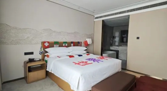 Люкс Zhengzhou Hi-tech Days Hotel by Wyndham
