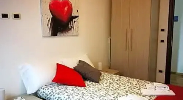 Falco Holiday House, Забронировать Отель Отели Рима с парковкой, рядом с Собор Святого Петра, Парковка