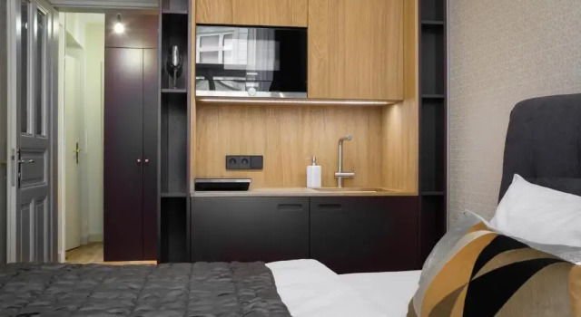 Студия MN6 Luxury Suites by Adrez