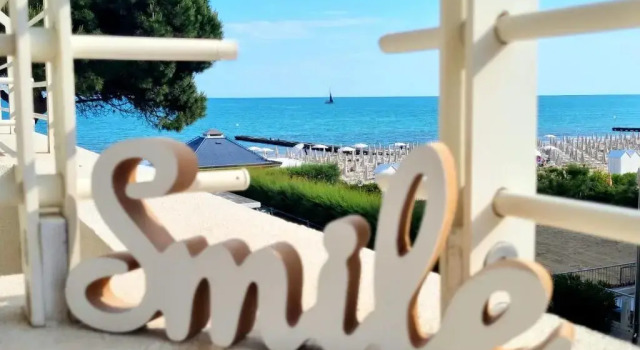 Апартаменты Sea view apartment with swimming pool