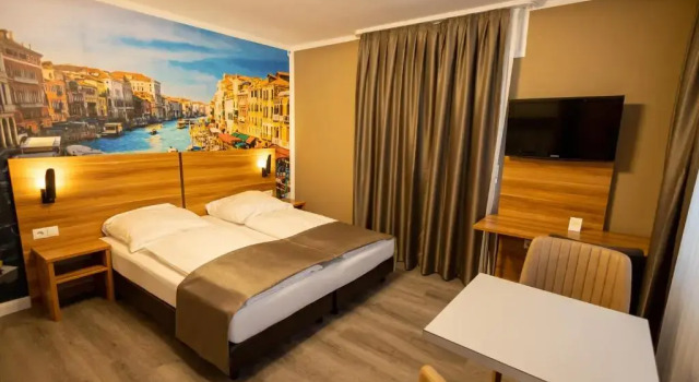 Двухместный номер Deluxe с балконом Hotel Schlangenbader Hof