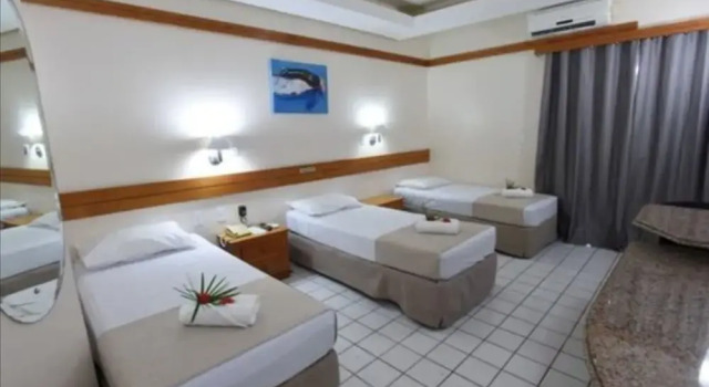 Трёхместный номер Standard Hotel Praia Ponta dAreia