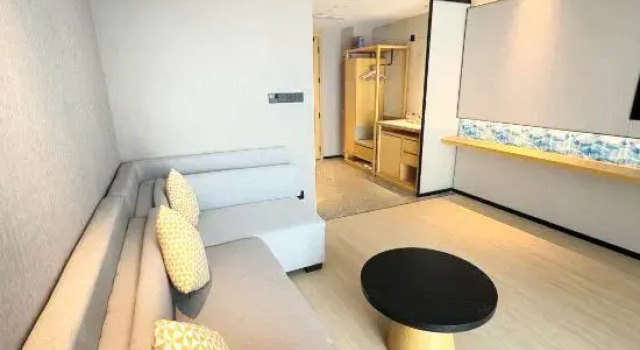 Люкс Deluxe Hilton Garden Inn Zhengzhou Zhengdong New District