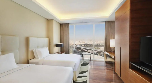 Апартаменты для гостей с ограниченными возможностями Deluxe с 2 комнатами Hilton Riyadh Hotel & Residences