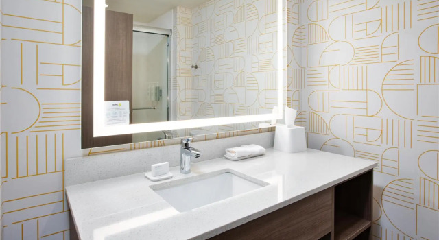 Люкс Home2 Suites By Hilton Traverse City