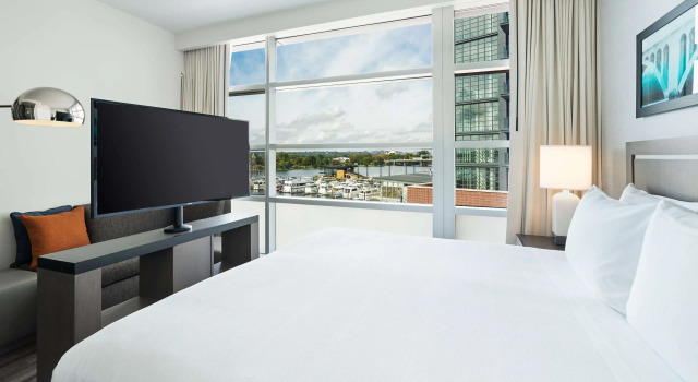 Двухместный номер Den Riverfront Hyatt House Washington DC/The Wharf