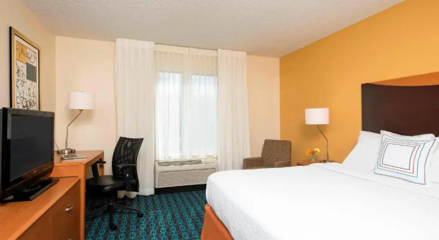 Номер Standard Fairfield Inn & Suites by Marriott Bloomington