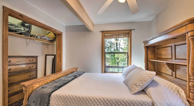 Коттедж Alto Home w/ Deck & Views ~ 15 Mi to Ski Apache!