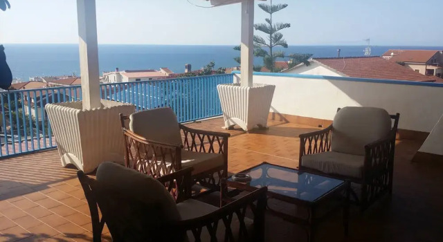 Habitación triple Estándar con vista al océano Villa Betta