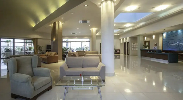 Lakitira Suites