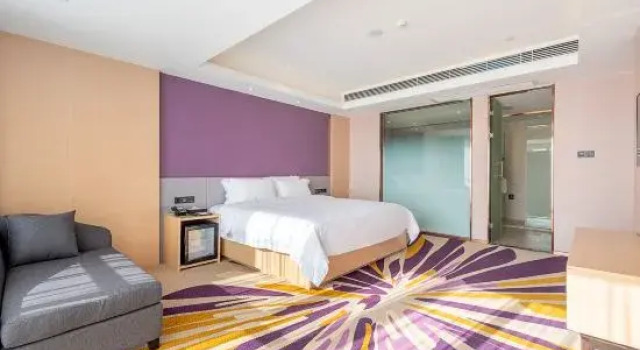 Люкс Deluxe Lavande Hotel (Dongguan Shatian Center)
