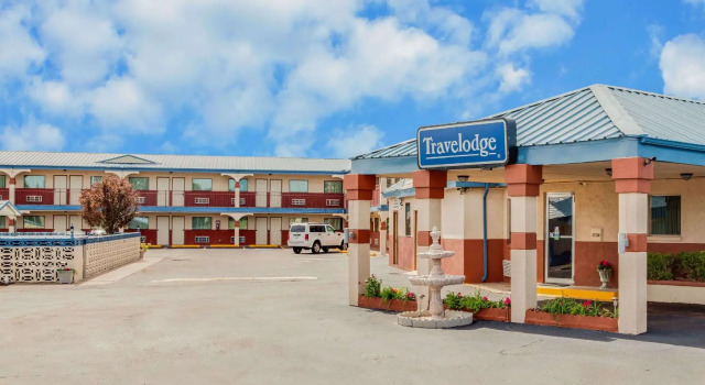 Четырёхместный номер Standard Rodeway Inn Memphis