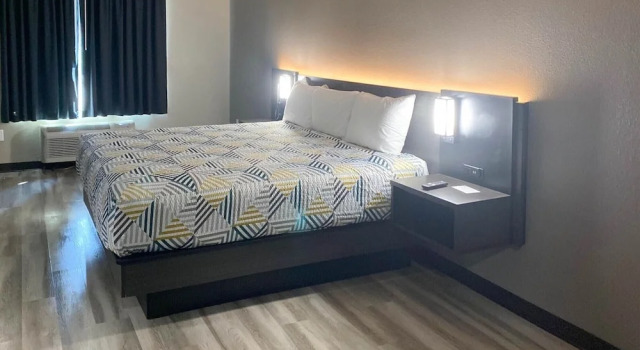 Люкс Standard Motel 6 Fort Worth, TX – I-35 & I-20
