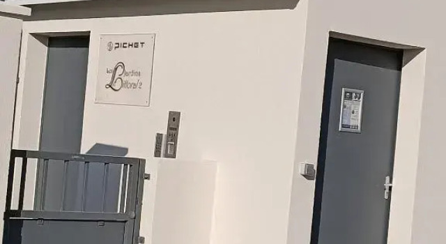 Joli Appartement Audenge, Забронировать Апартаменты/квартира Отели Бассен-д'Аркашон с парковкой, Парковка